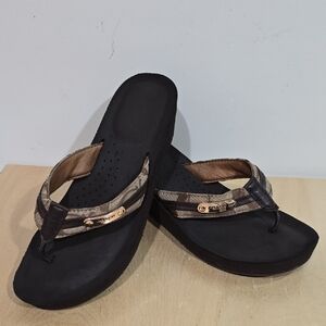 🌾Coach Black and Brown Logo-Trim Wedge Thong Sandals
